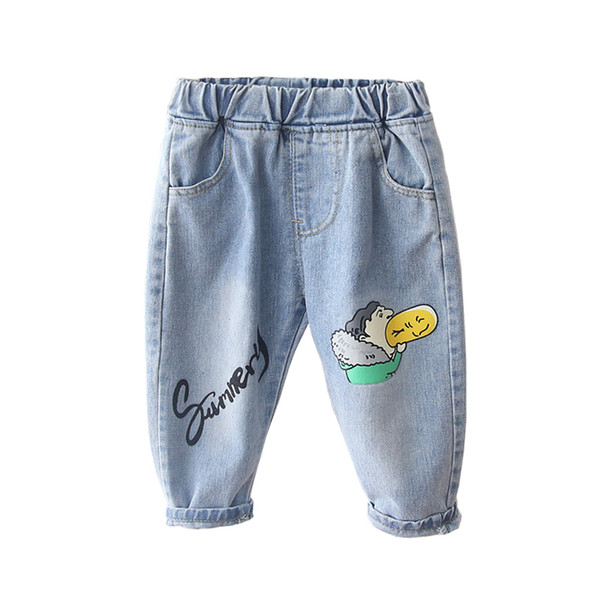 Νέο μοντέλο παιδικά τζιν με απλικέ μπλε χρώμα για αγόρια