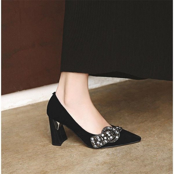 Κομψά γυναικεία ψηλοτάκουνα παπούτσια με πέτρες
