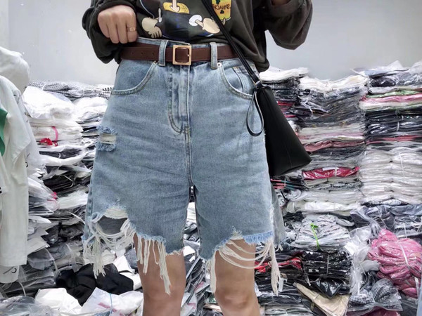 Rebenenud kummi ja taskutega vabaaja naiste lühikesed teksad