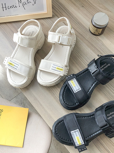 Kõrge talla ja küljekinnitusega vabaaja naiste sandaalid