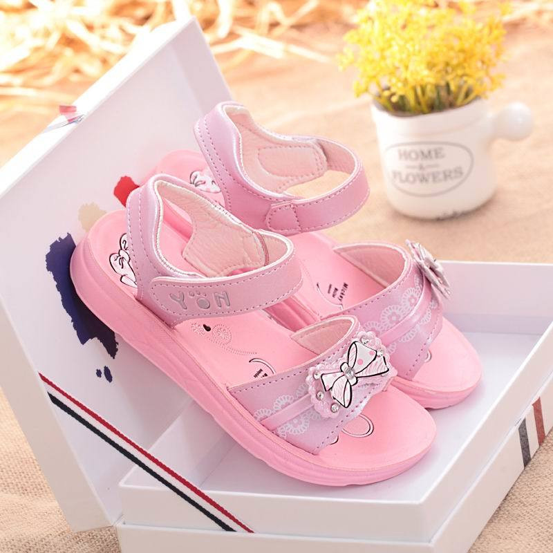 Vaikiškos laisvalaikio basutės su kaspinu ir lipdukais