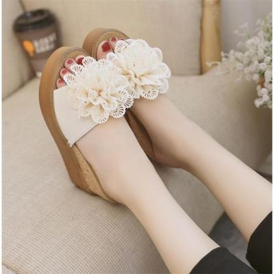 Naiste 3D lille ja kõrge platvormiga sussid