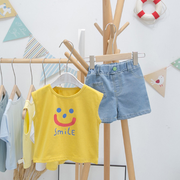 Καθημερινή παιδική μπλούζα για αγόρια με απλικέ