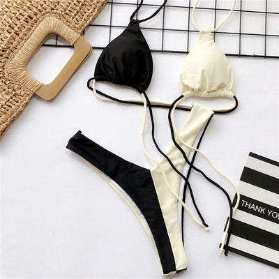 Costum de baie de damă puternic croit în alb-negru