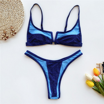 Costum de baie de damă cu model albastru decupat