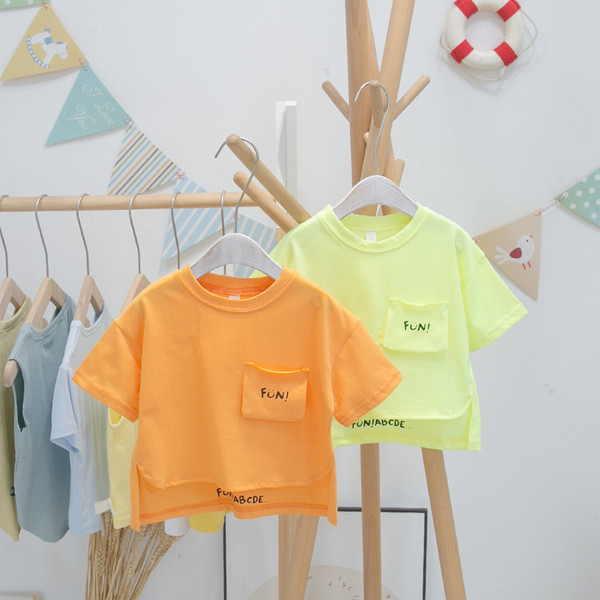 Uue mudeliga laste asümmeetriline taskuga t-särk poisile