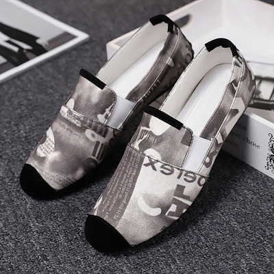 Нов модел мъжки мокасини от текстил с шарка