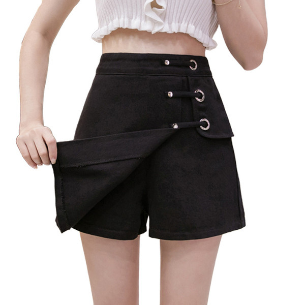 Casual γυναικεία σορτς με υψηλή μέση - ασύμμετρο μοντέλο