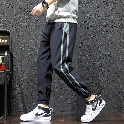 Model nou de pantaloni de primavara cu bordura si elastic