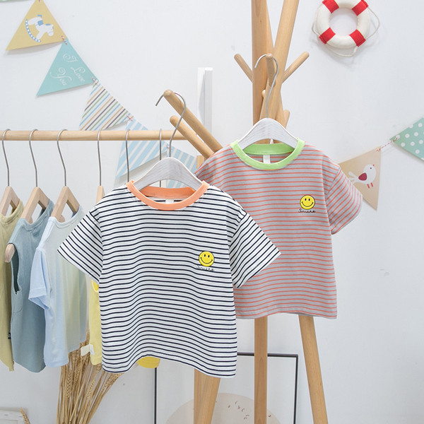 Triibuline ümara kaelusega laste T-särk poistele