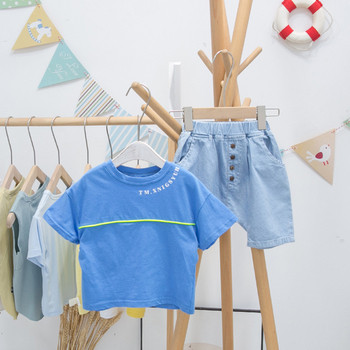 Модел детска тениска с обло деколте и щампа