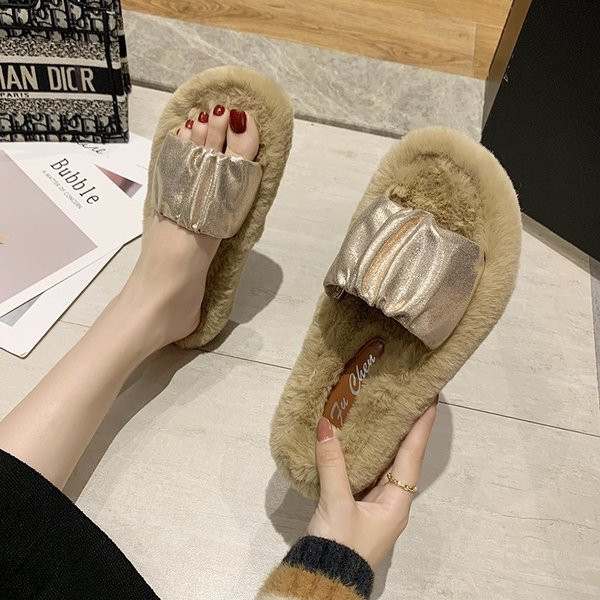 UUS mudel naiste udusulgedega sussid