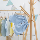 Pantaloni copii moderni pentru baieti cu nasturi