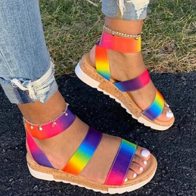 Casual γυναικεία σανδάλια με  πολύχρωμο μοτίβο