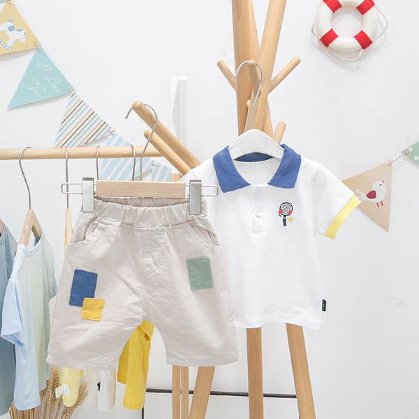 Μοντέρνο παιδικό παντελόνι με τσέπες για αγόρια