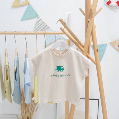 Model nou de tricou pentru copii cu maneci largi si aplicatie