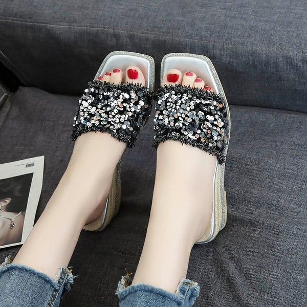 Papuci eleganti de dama cu perle si toc gros