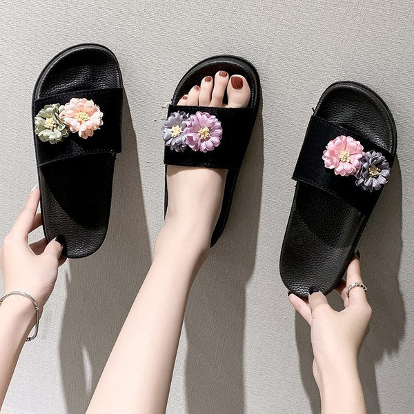 Lilleelemendi ja lameda tallaga naiste vabaaja sussid