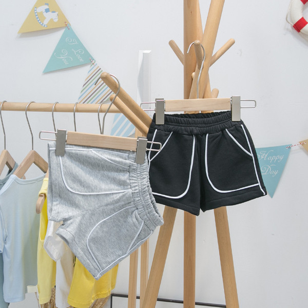 Pantaloni scurti sport cu buzunare pentru baieti