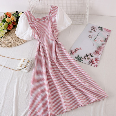 Дълга дамска карирана рокля с къс ръкав и квадратно деколте 