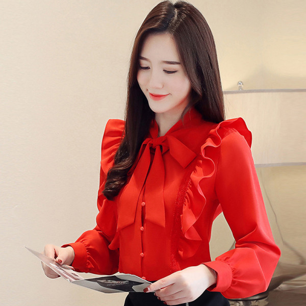 Актуална дамска риза с къдри и дълъг ръкав