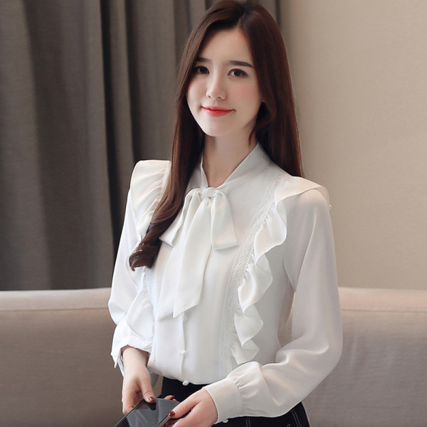 Актуална дамска риза с къдри и дълъг ръкав