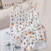 Лятна дамска пижама от две части с цветен десен