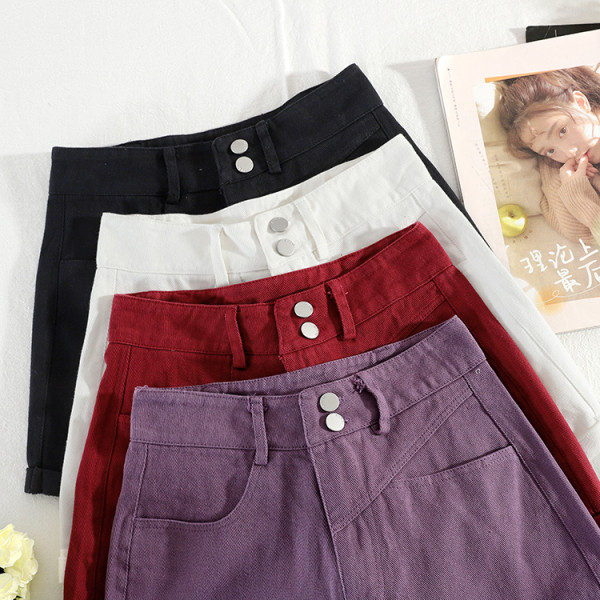 Къси дамски дънкови панталони с висока талия и копчета 