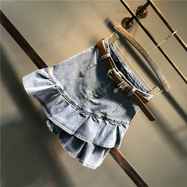 Дамска лятна дънкова пола -разкроен модел 