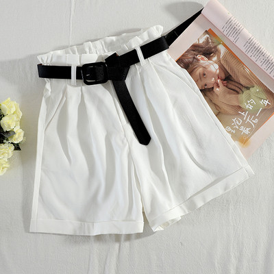 Šiuolaikiniai moteriški šortai aukštu juosmeniu ir dirželiu