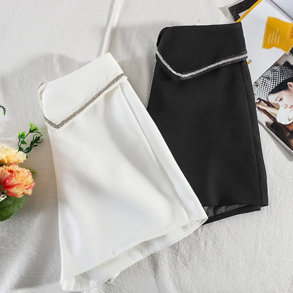 Стилни дамски къси панталони с висока талия 