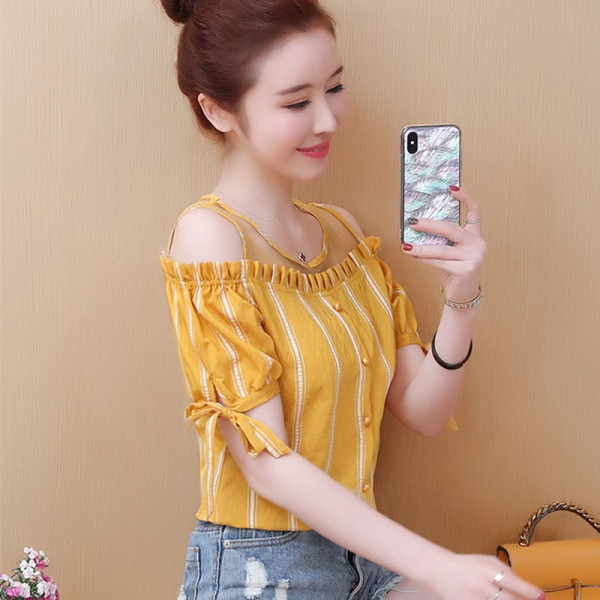 Раирана дамска риза с голи рамене и копчета