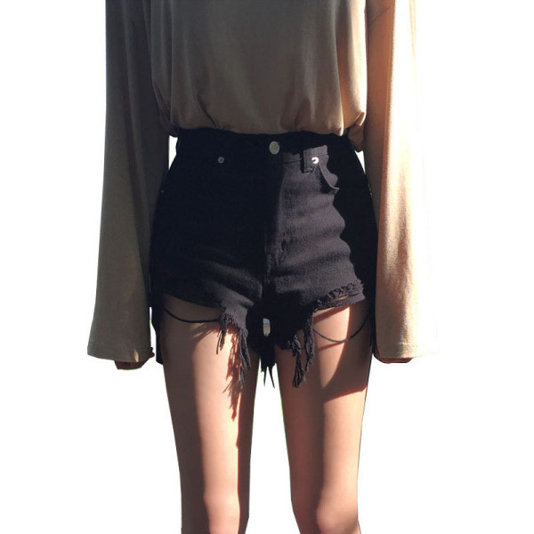 Дамски къси панталони с висока талия  и разкъсани мотиви 