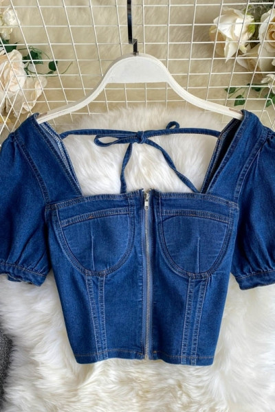 Ženska traper bluza s kratkim rukavima, patentnim zatvaračem i vezicama