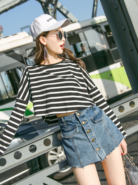 Актуална дамска пола-панталон с копчета -А-линия 