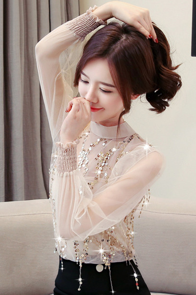 Модерна дамска блуза с пайети и дълъг ръкав