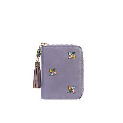 Дамско модерно портмоне за карти с метална декорация