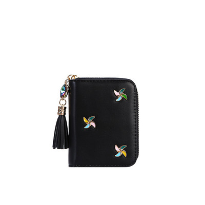 Дамско модерно портмоне за карти с метална декорация