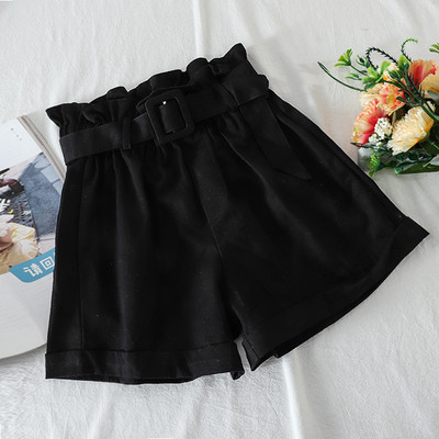 Широки дамски къси панталони с висока талия и колан 