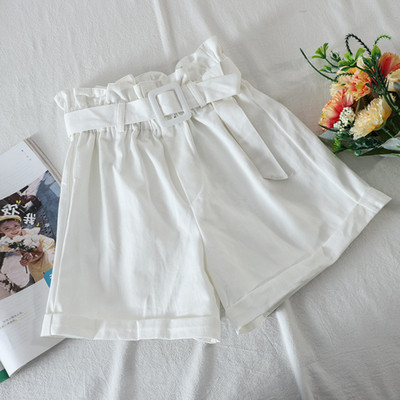 Широки дамски къси панталони с висока талия и колан 