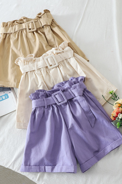 Широки дамски къси панталони с висока талия и колан 