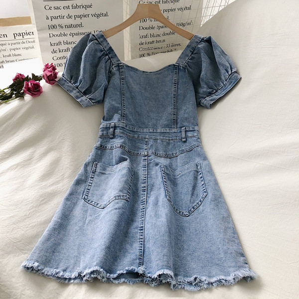 Модерна дамска дънкова рокля с къс ръкав 