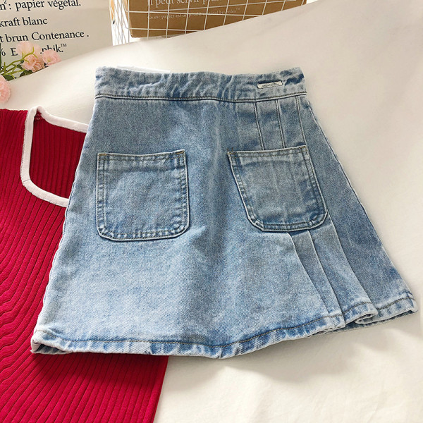 Дънкова дамска пола с висока талия и плисирана част 