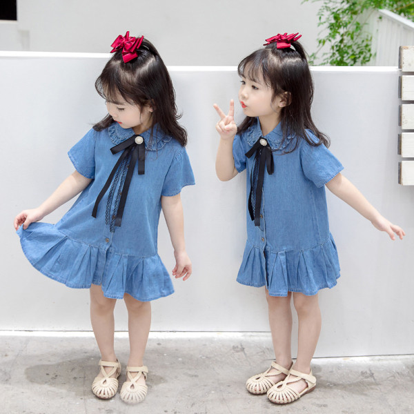 Детска дънкова рокля с къс ръкав и връзки