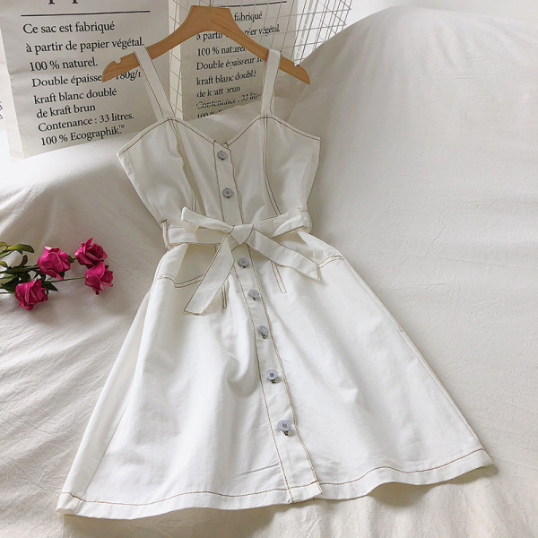 Модерна дамска рокля от деним с колан 