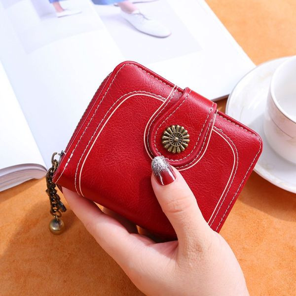 Ежедневно дамско портмоне с метален елемент