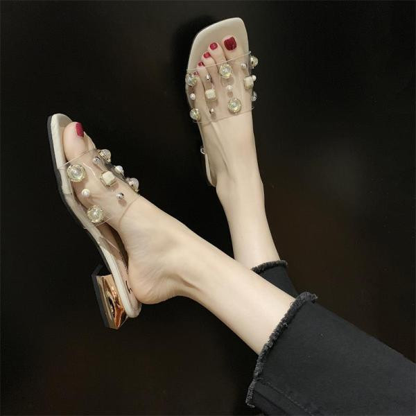 Модерни дамски чехли с камъни и нисък ток 