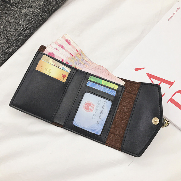 Актуално дамско портмоне от еко кожа