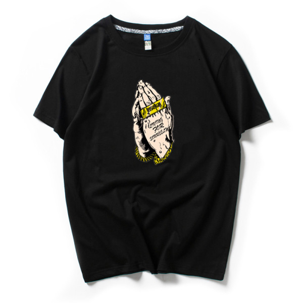 Ежедневна мъжка тениска с обло деколте и цветна апликация 