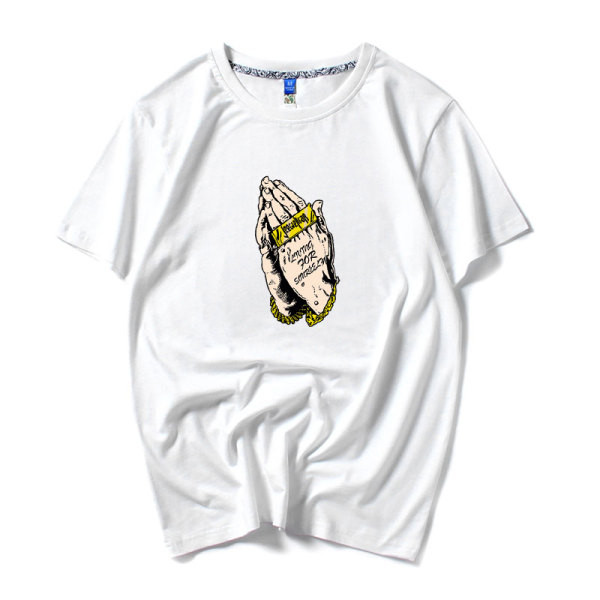 Ежедневна мъжка тениска с обло деколте и цветна апликация 